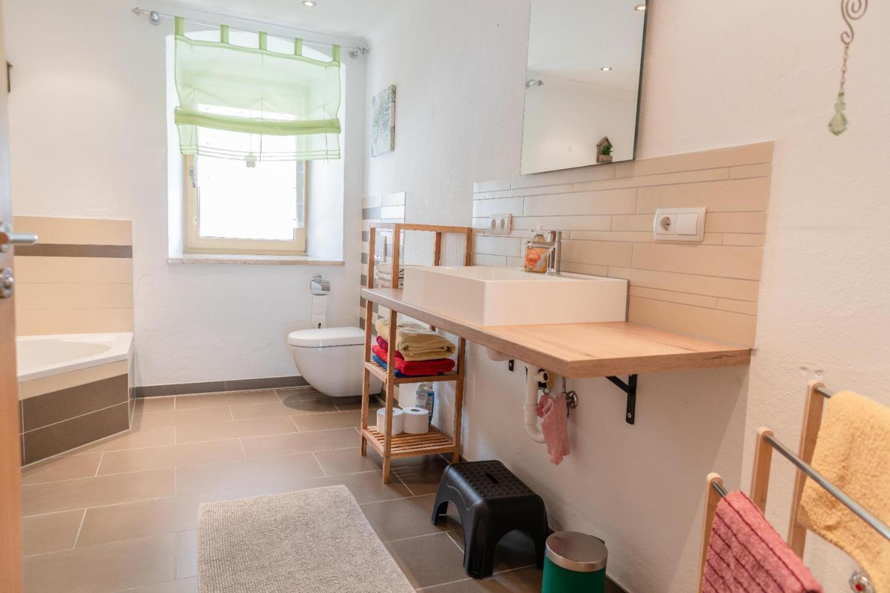 Gaestehaus Meier Ferienwohnung Und Camping Eschlkam Eksteriør bilde