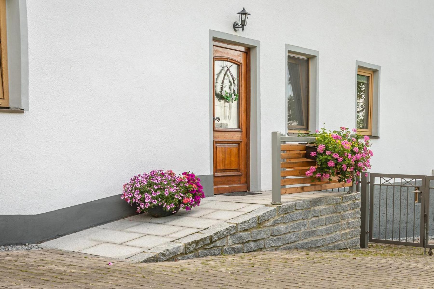 Gaestehaus Meier Ferienwohnung Und Camping Eschlkam Eksteriør bilde