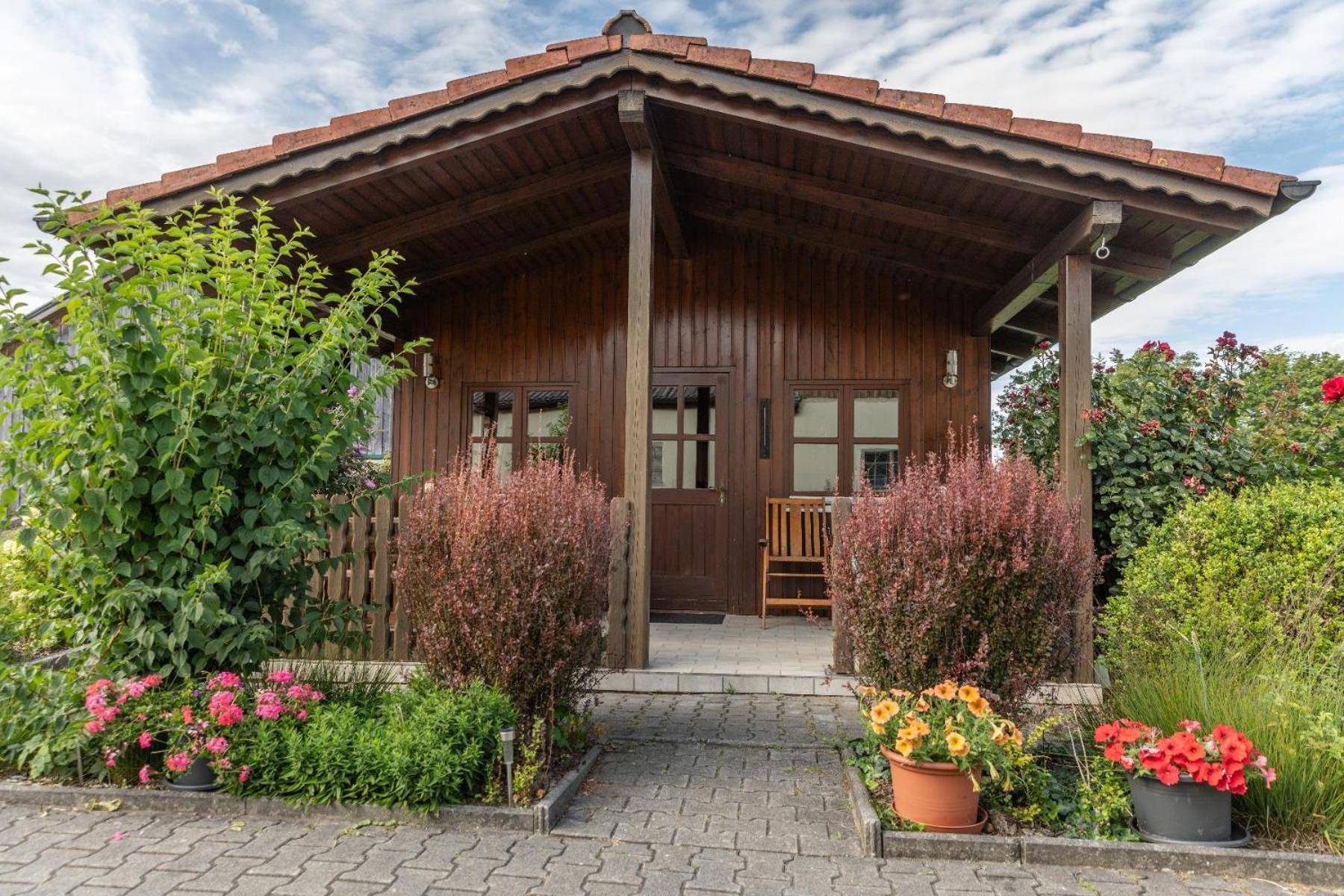 Gaestehaus Meier Ferienwohnung Und Camping Eschlkam Eksteriør bilde